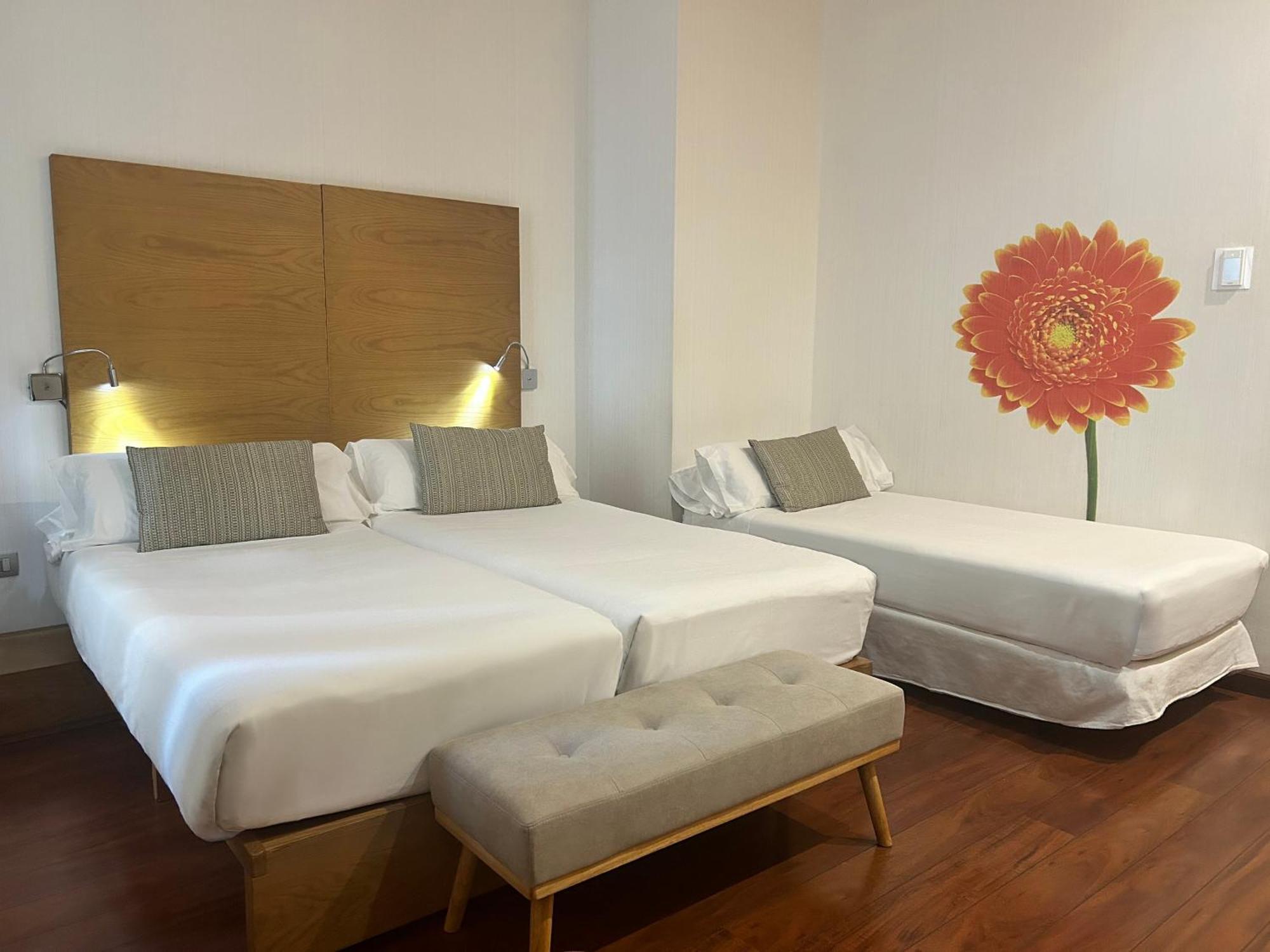 Petit Palace Plaza Málaga Esterno foto